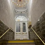 Serenity Bed Palace 2 Gare *