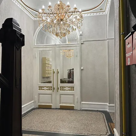 Serenity Bed Palace 2 Gare Metz