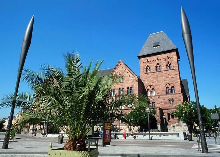 Serenity Bed Palace 2 Gare *